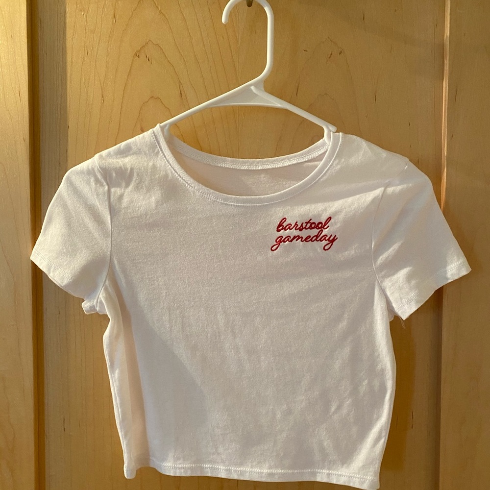 Barstool gameday crop